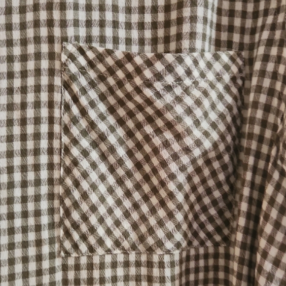 Lucky Brand Gray & White Gingham Button-Down Shirt - Picture 3 of 7